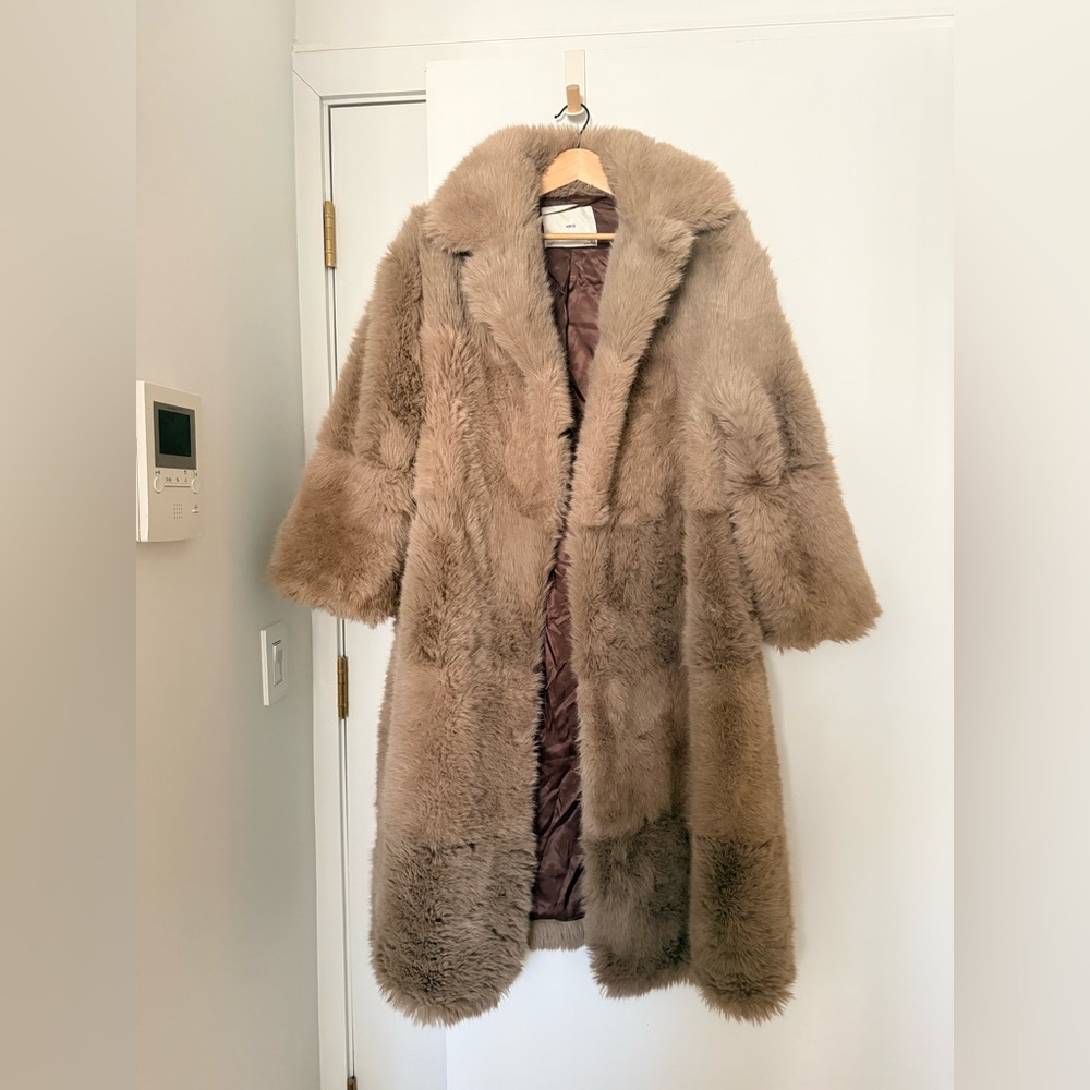 Mango Faux Fur coat in Brown